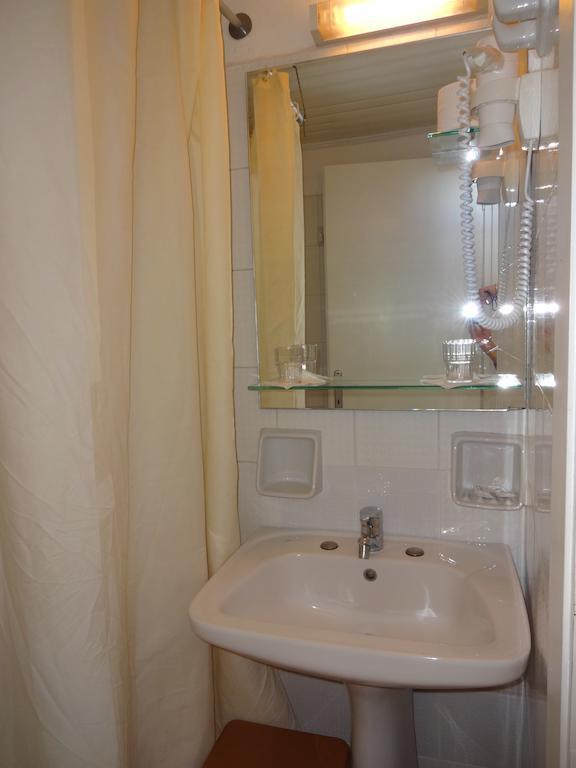 Remezzo Hotel & Studios Pythagoreio  Room photo
