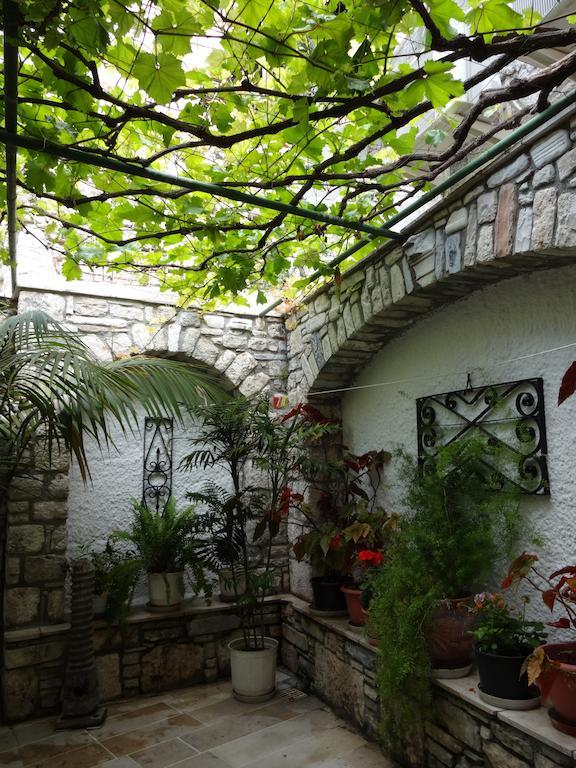 Remezzo Hotel & Studios Pythagoreio  Exterior photo